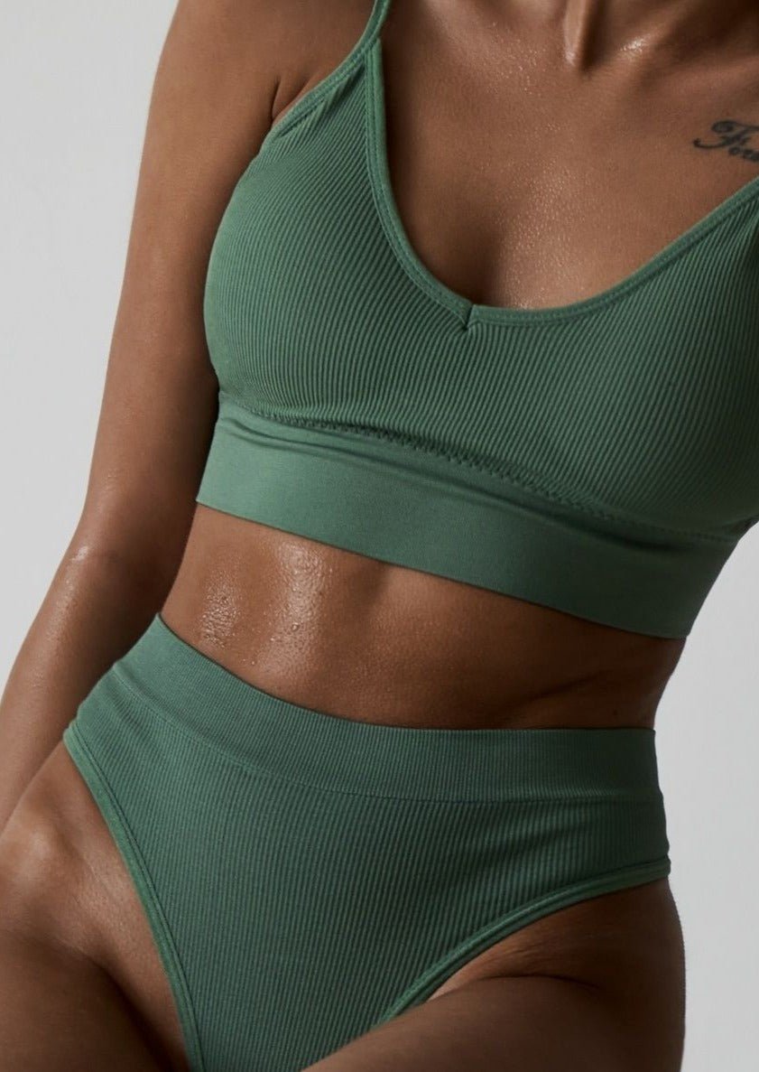 Femme Underwear Green - Set - UnderWear - LeBridge